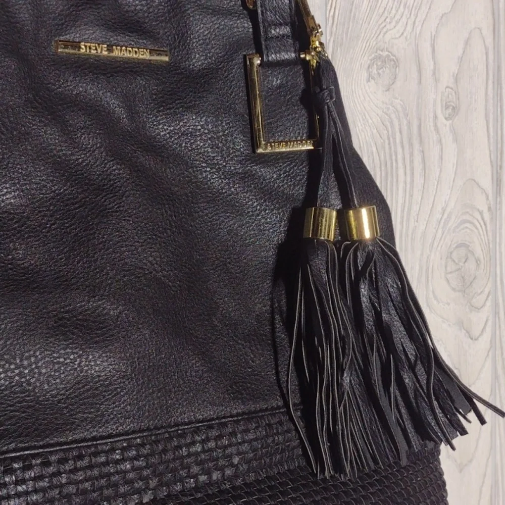 Cute/ Large Steve Madden Bag